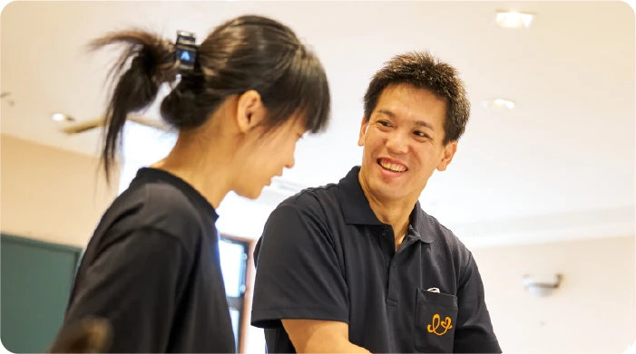 指導をする男性職員